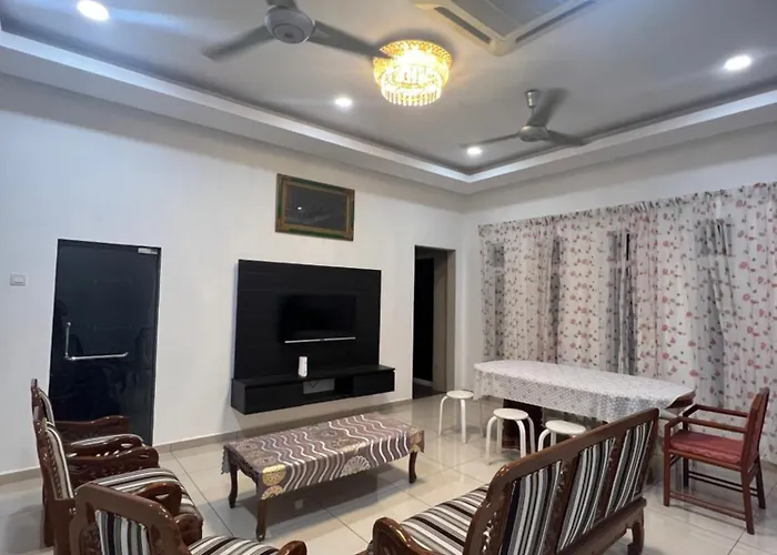 Homestay Teratak Azizah Rahman Melaka