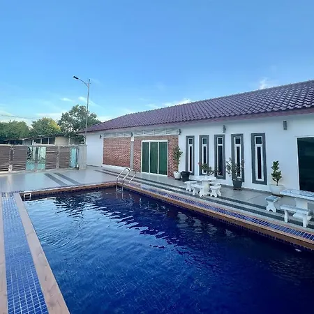 Homestay Teratak Azizah Rahman Melaka Exterior photo