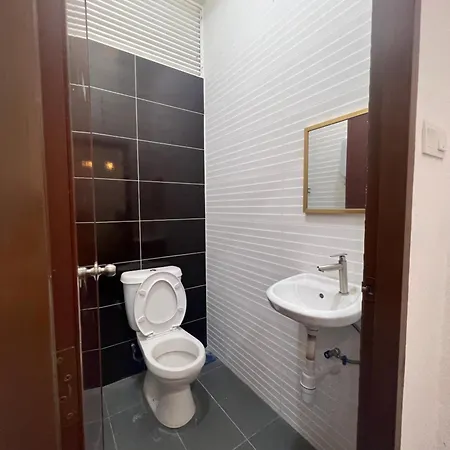 Homestay Teratak Azizah Rahman Melaka Exterior photo